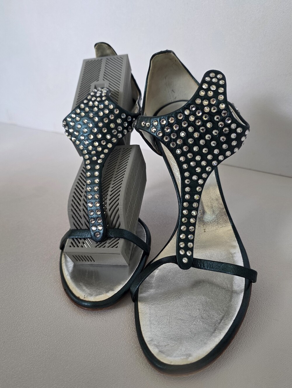 Giuseppe Zanotti Y2K Metallic Green Crystal Studded Stiletto Heels 38.5 (US 8.5) - Picture 3 of 16
